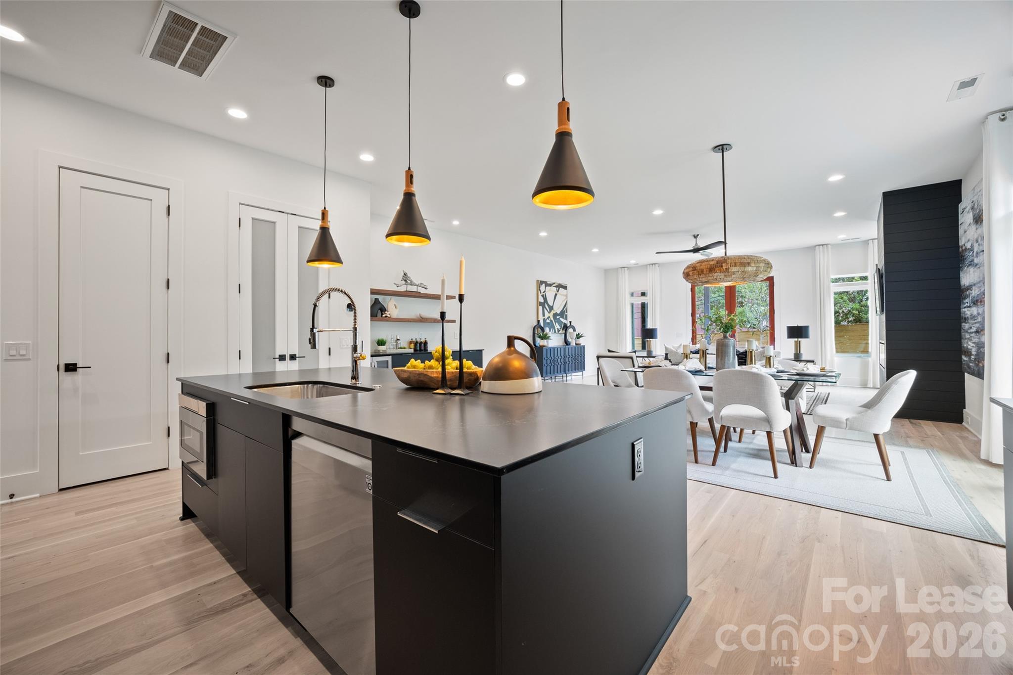 Laurelwood - Residential Lease