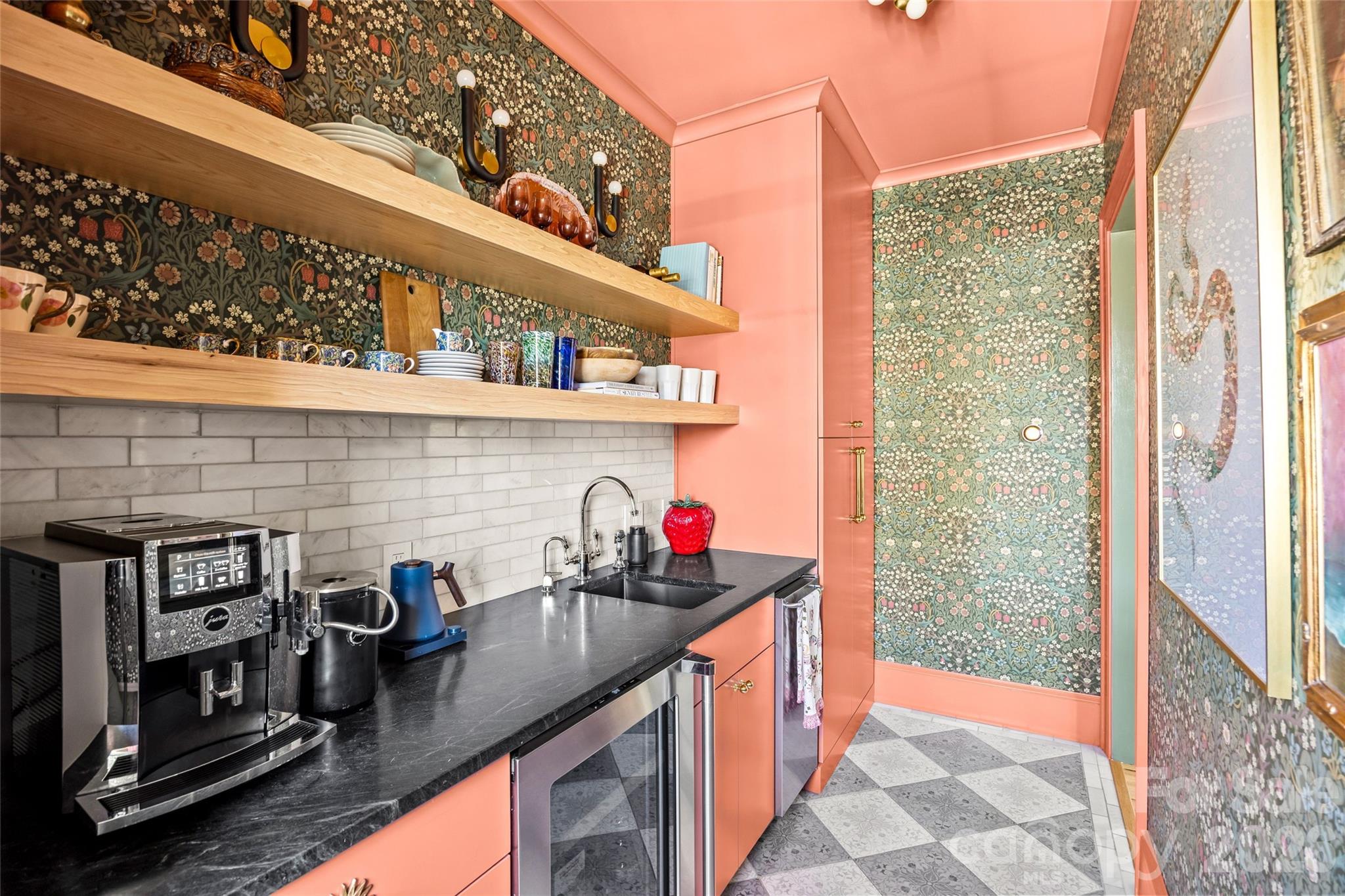 Myers Park Manor - Residential