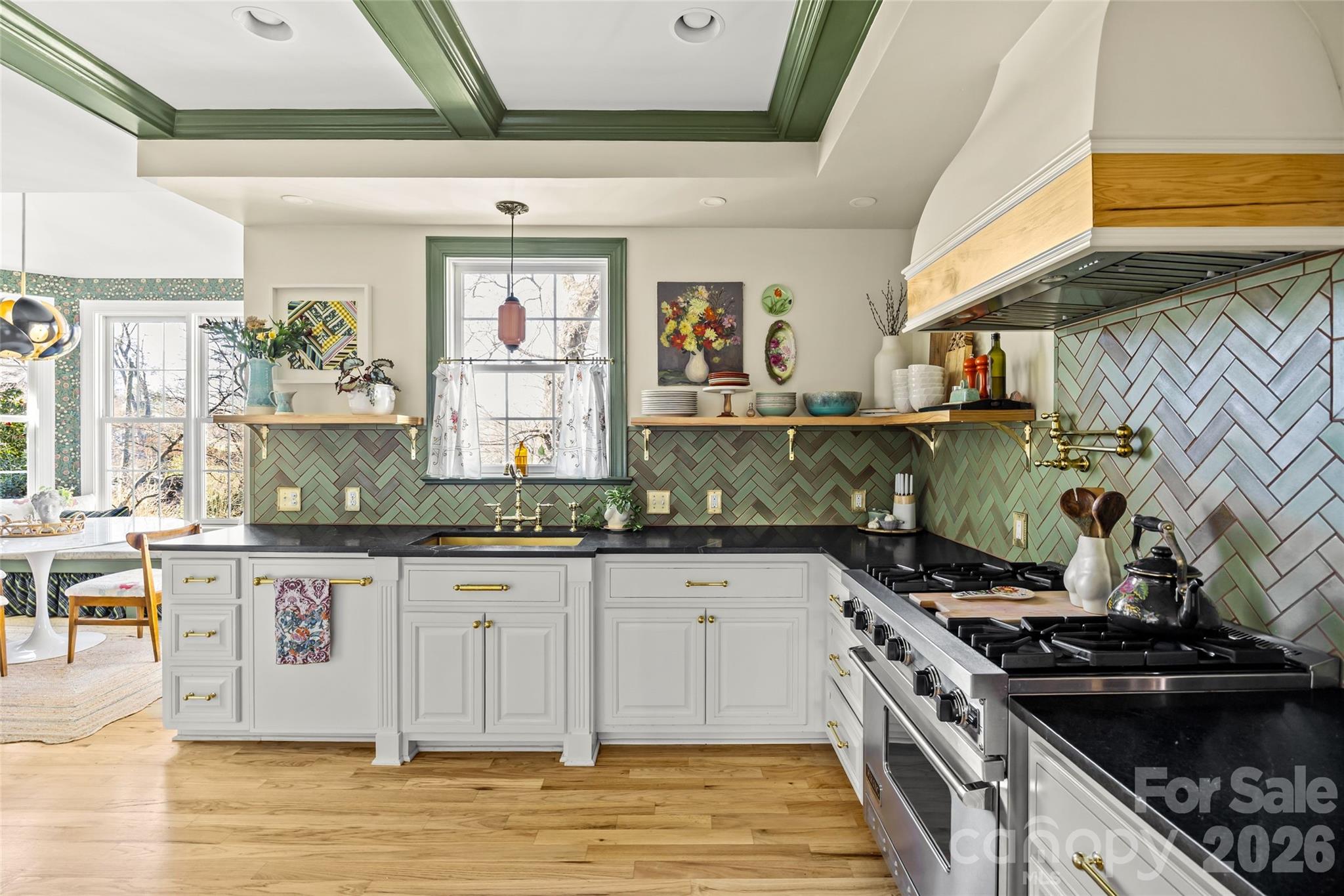 Myers Park Manor - Residential