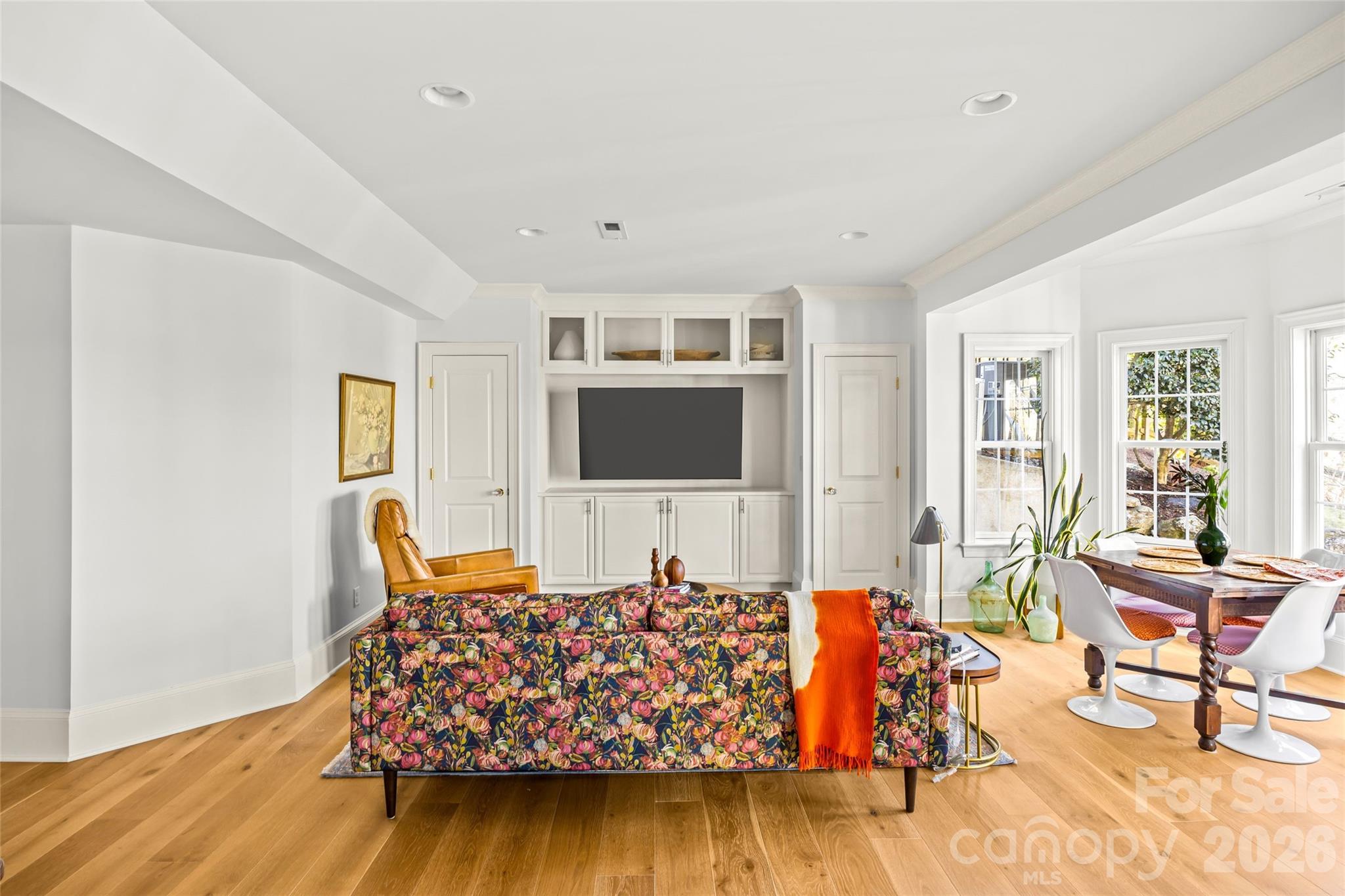 Myers Park Manor - Residential