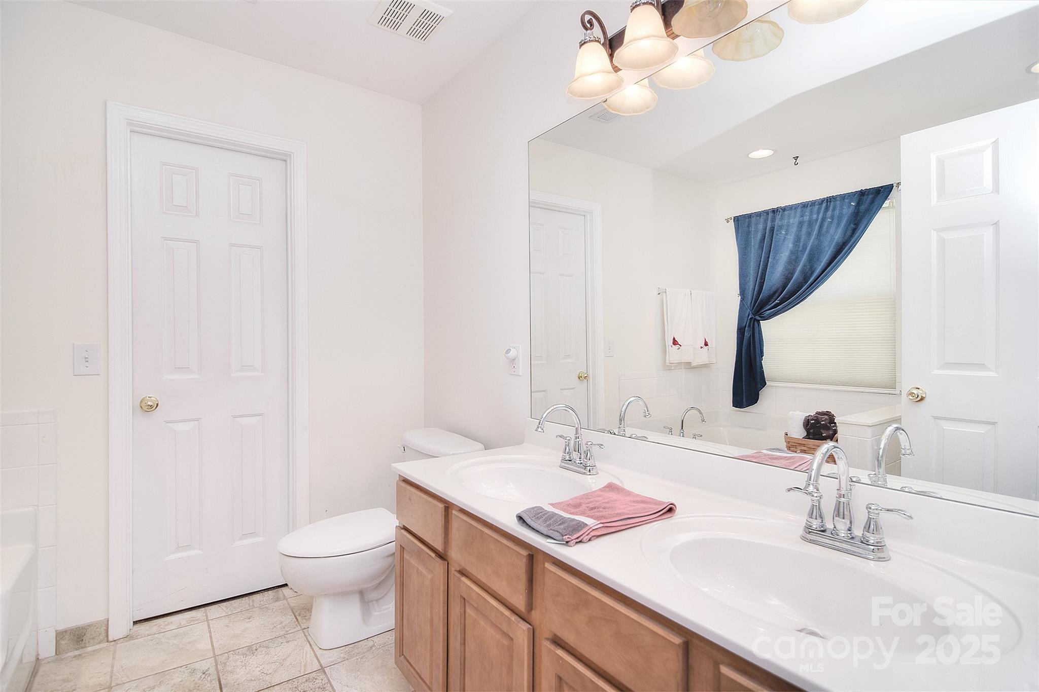 Planters Walk - Residential