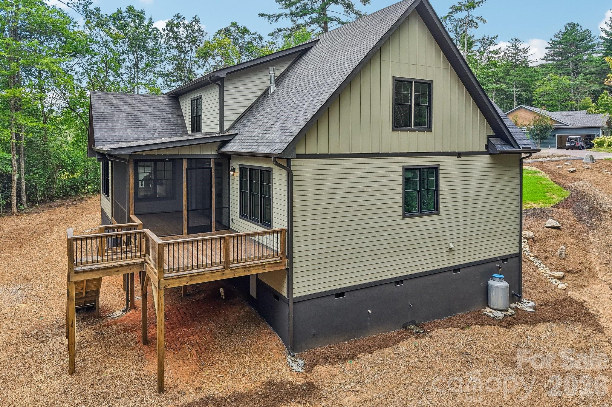 318 Mountain Home Trail