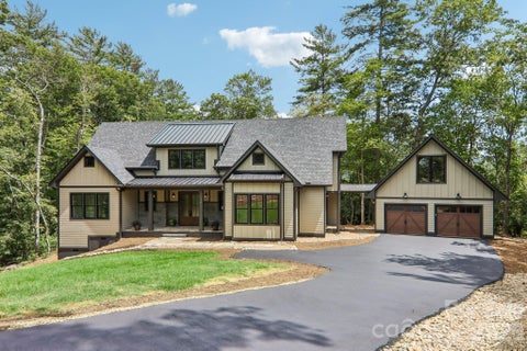 Photo of 318 Mountain Home Trail, Brevard, NC 28712 (MLS # 4405578)