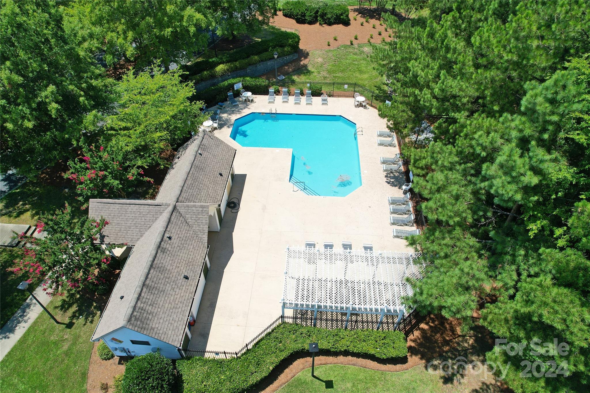 Windsor Trace - Residential