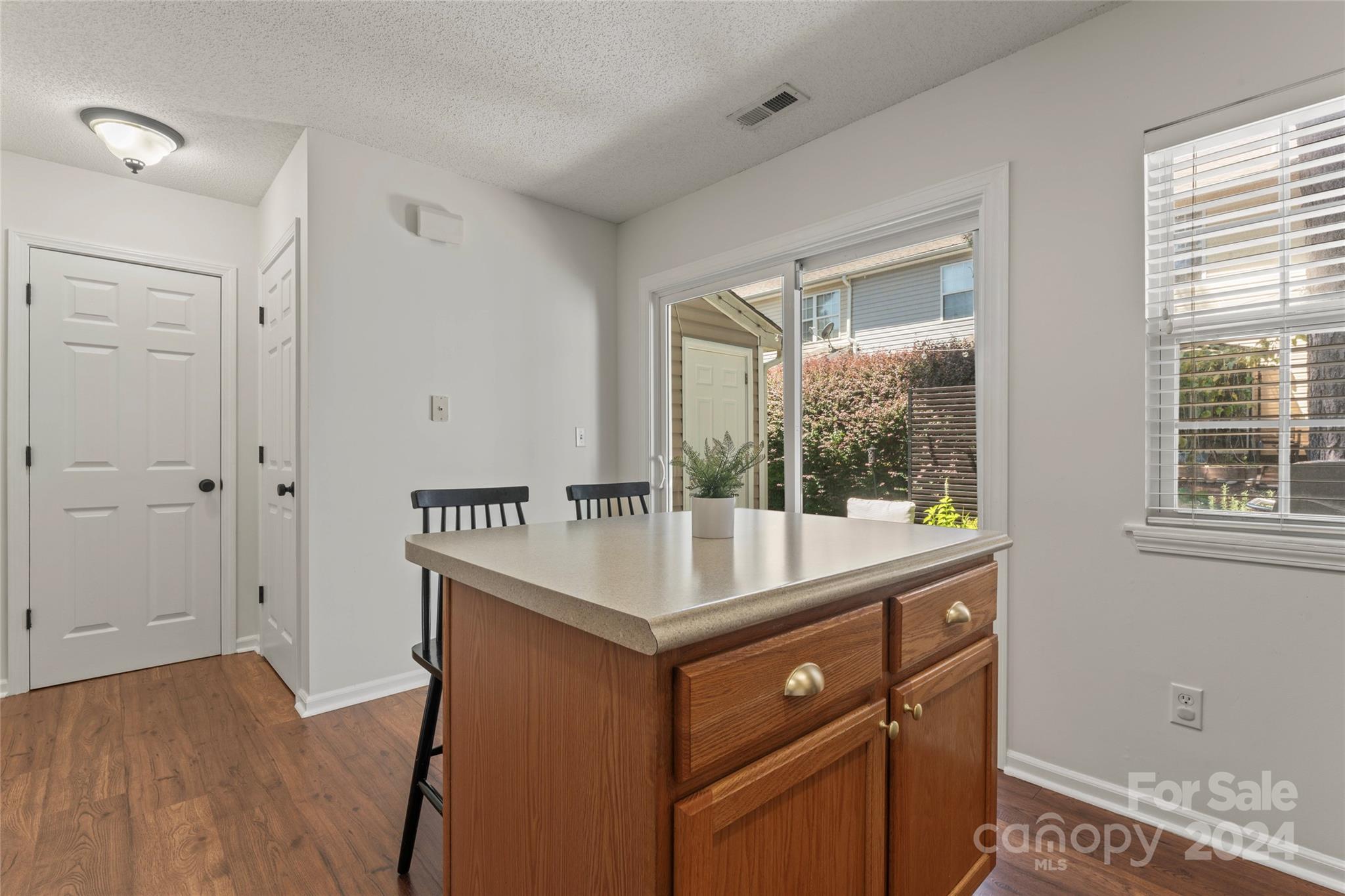 Windsor Trace - Residential