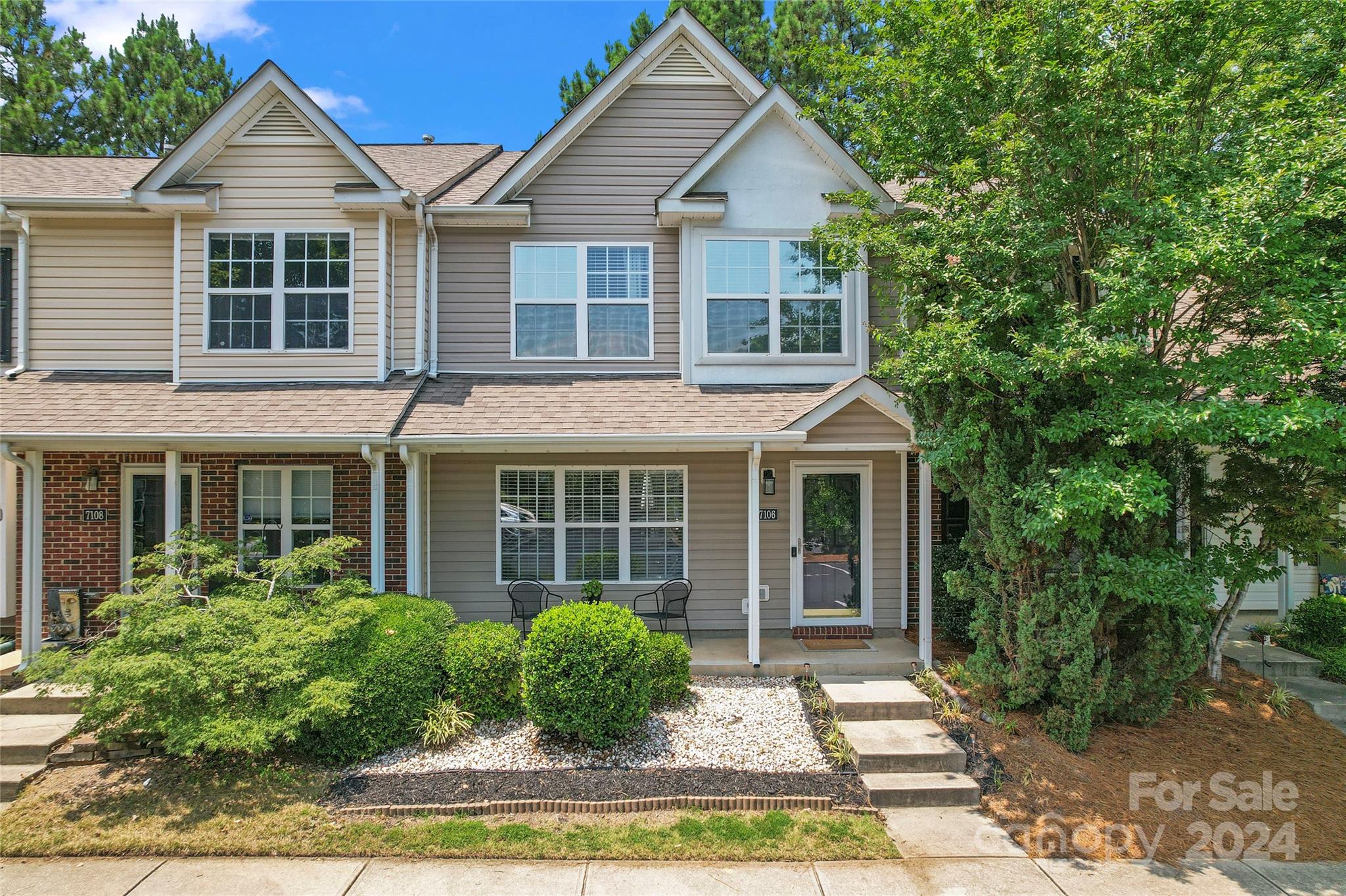 Windsor Trace - Residential