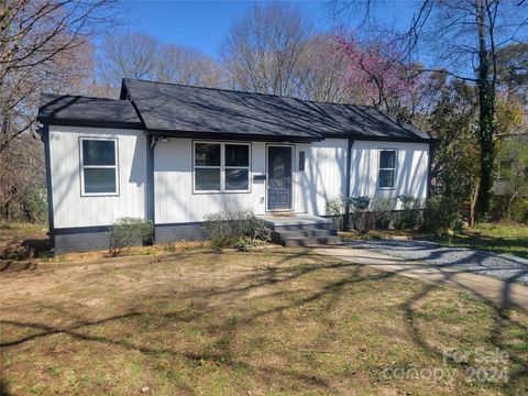 Single Family Residence in Gastonia NC 1502 Mccormick Avenue.jpg