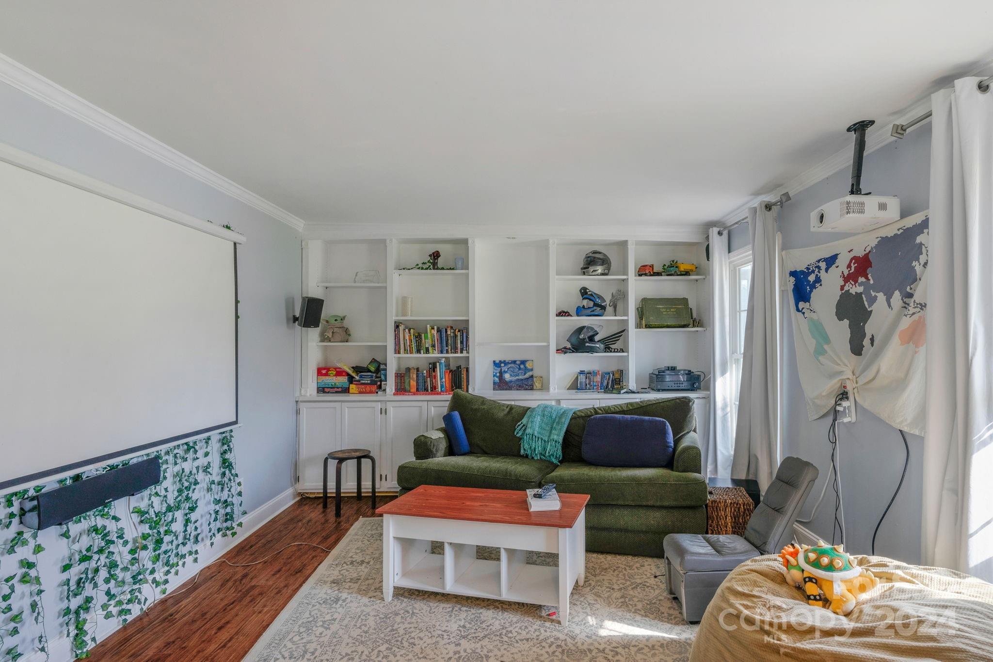 Woodside Falls - Residential