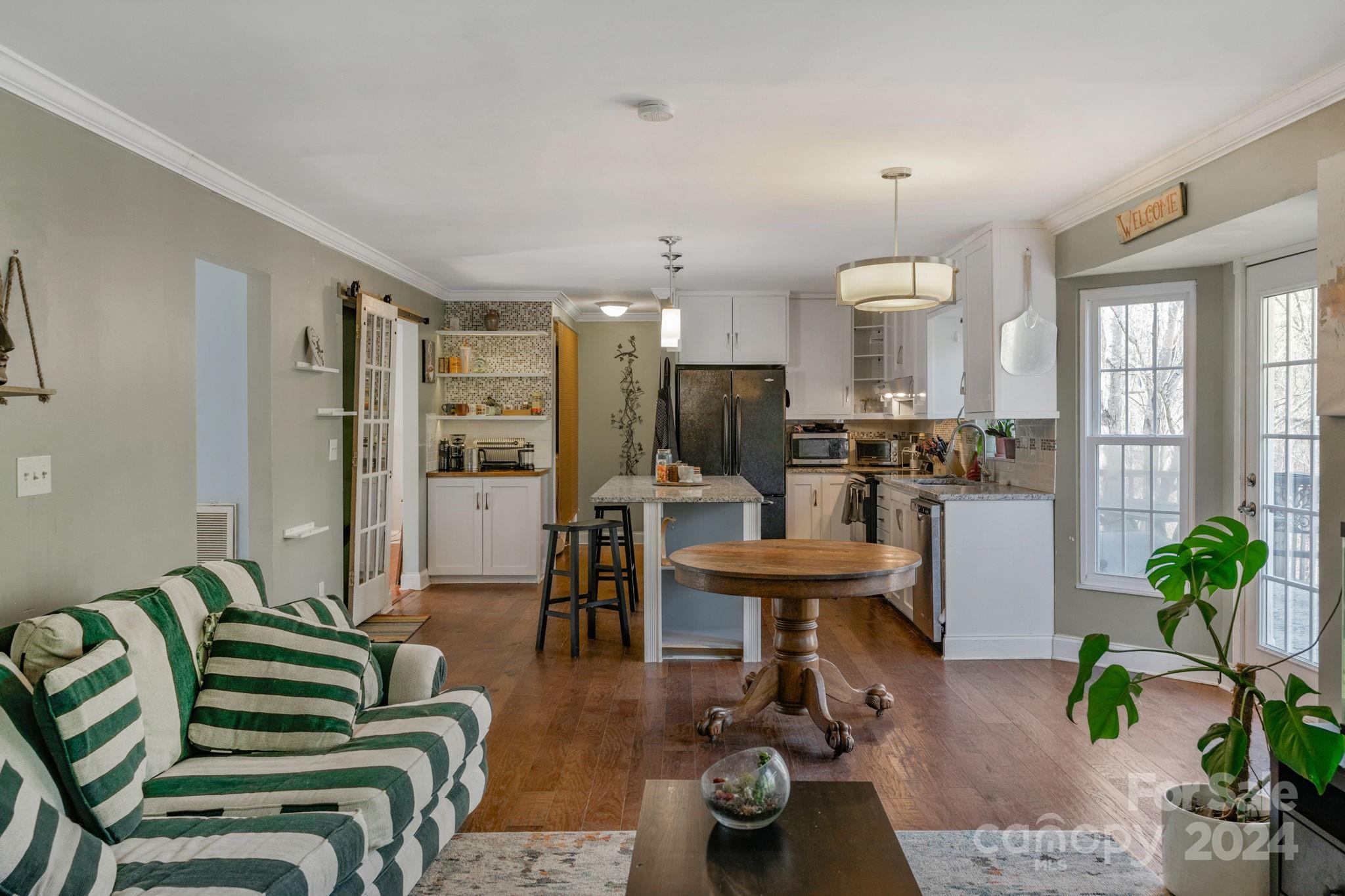 Woodside Falls - Residential