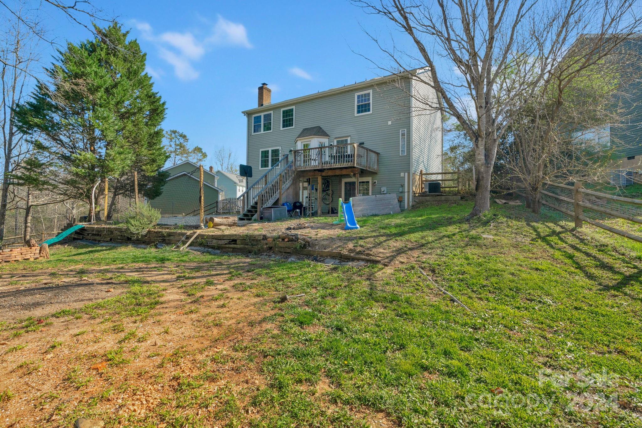 Woodside Falls - Residential