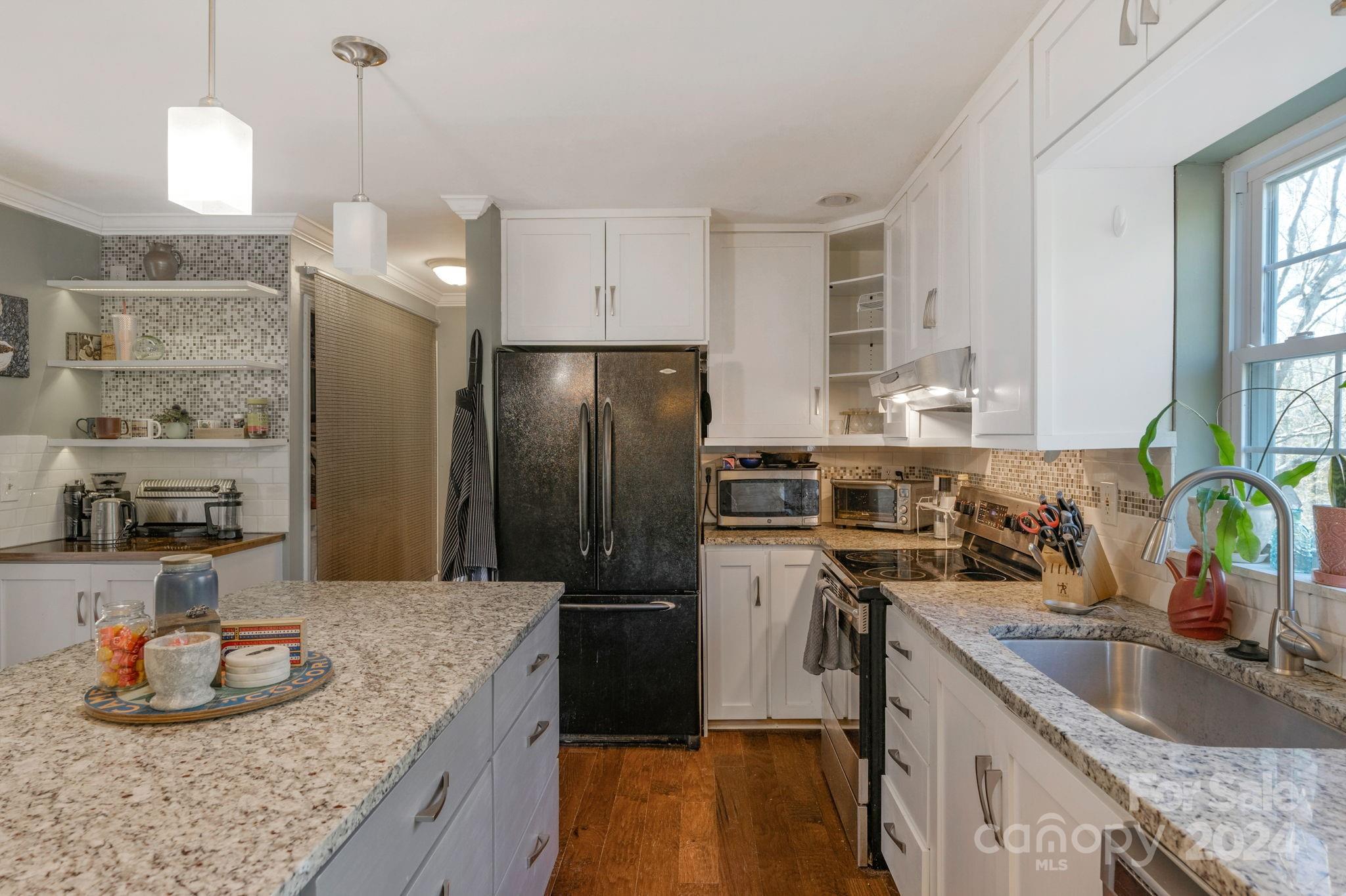 Woodside Falls - Residential