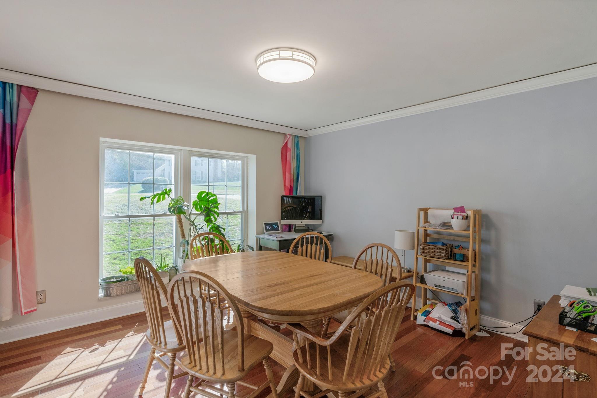 Woodside Falls - Residential