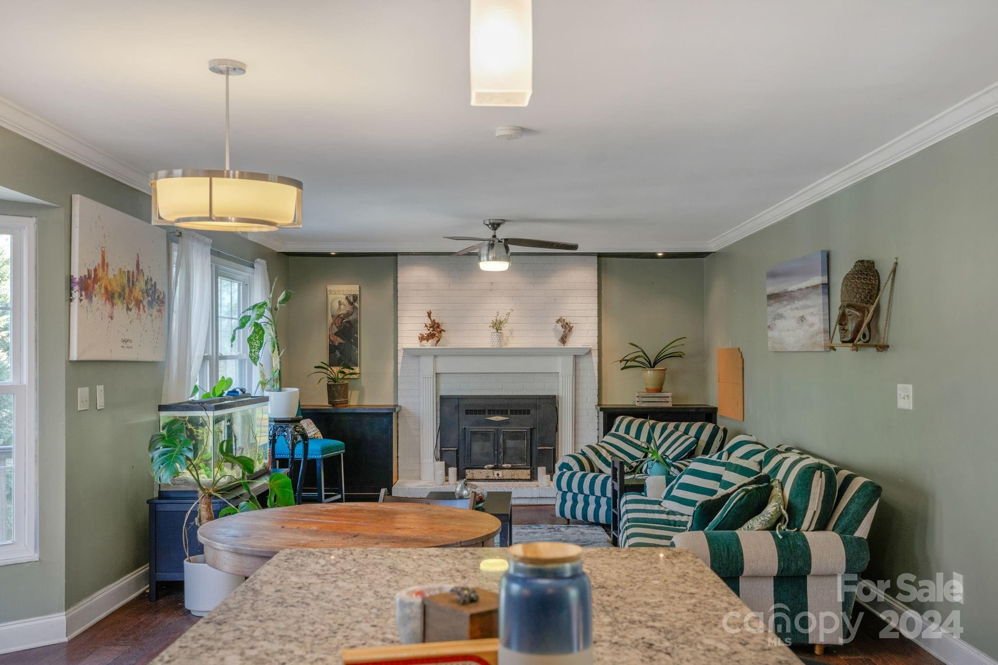 Woodside Falls - Residential