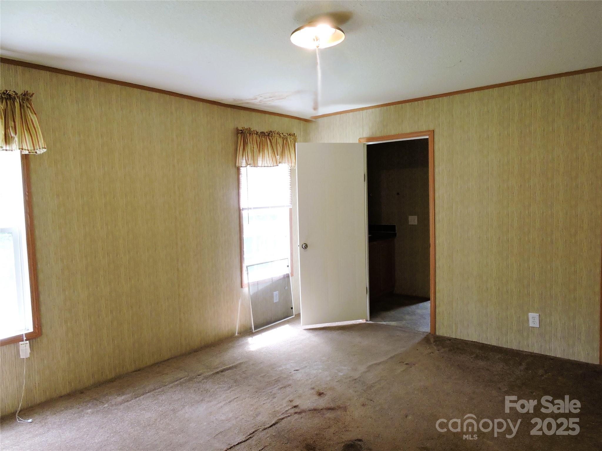 Columbus, North Carolina 28722, United States, 3 Bedrooms Bedrooms, ,2 BathroomsBathrooms,Residential,Under Contract,200407