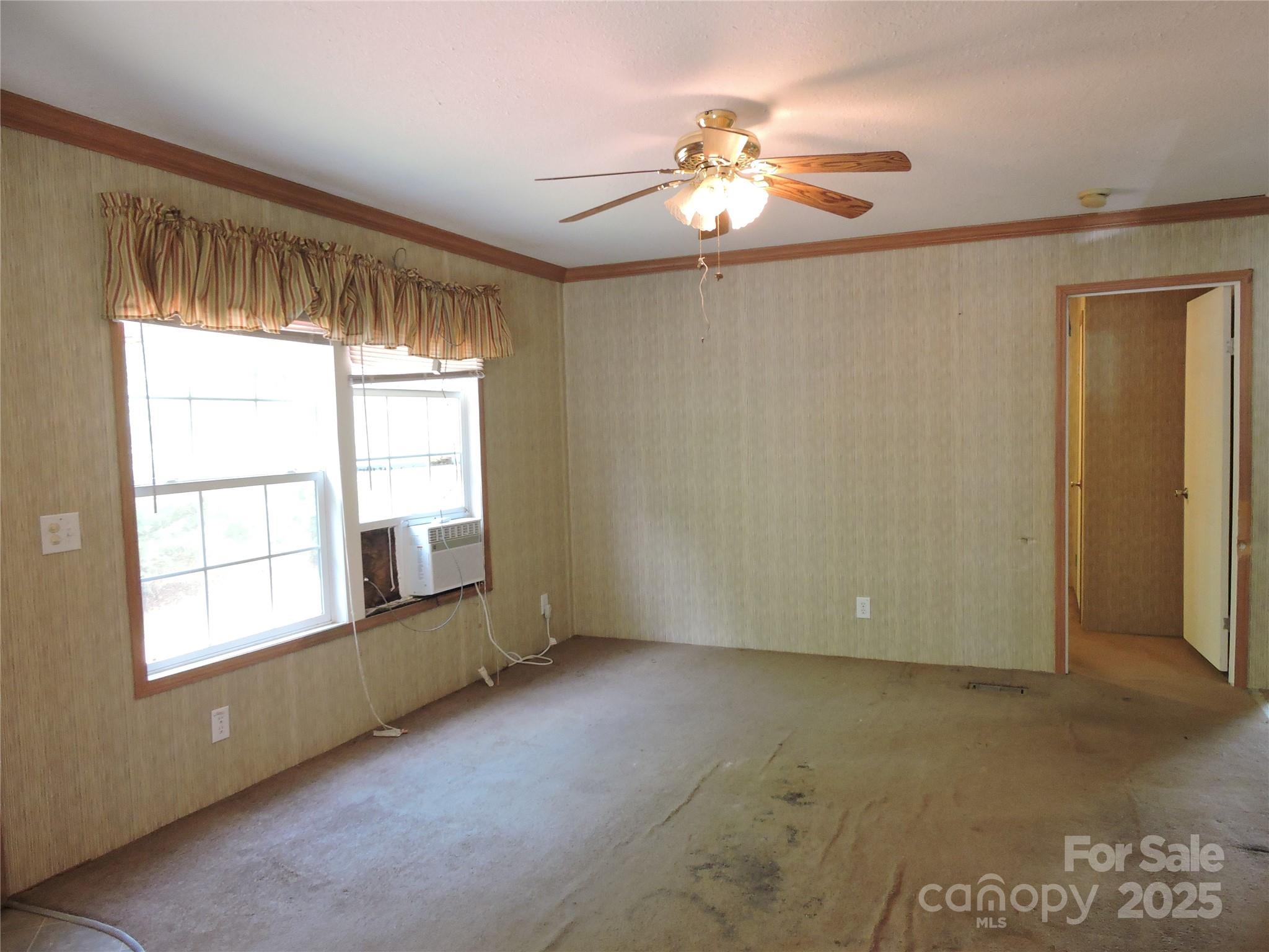 Columbus, North Carolina 28722, United States, 3 Bedrooms Bedrooms, ,2 BathroomsBathrooms,Residential,Under Contract,200407