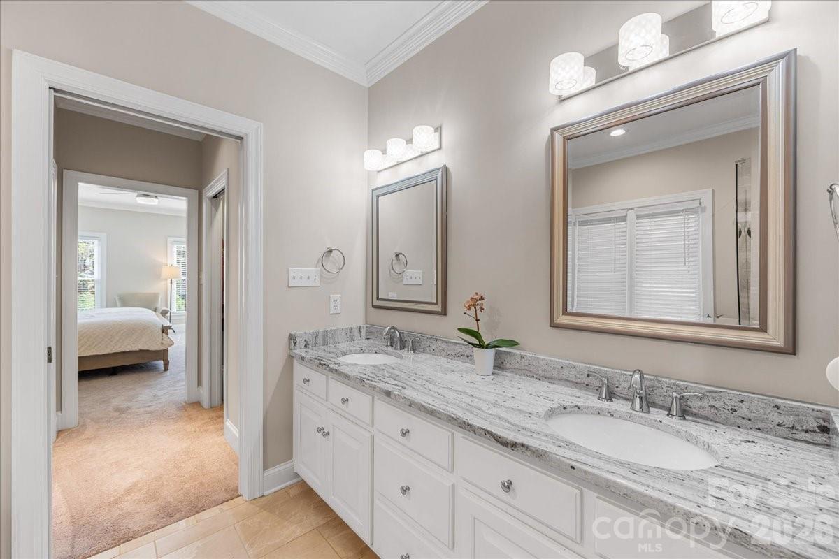 Ivy Hall - Residential