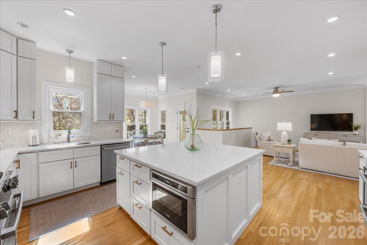 Ivy Hall - Residential