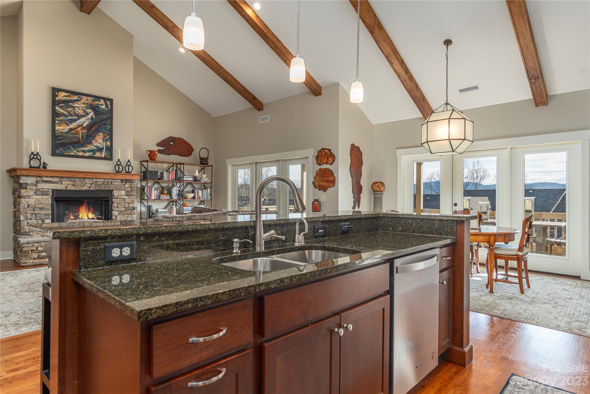 Cummings Cove - Residential