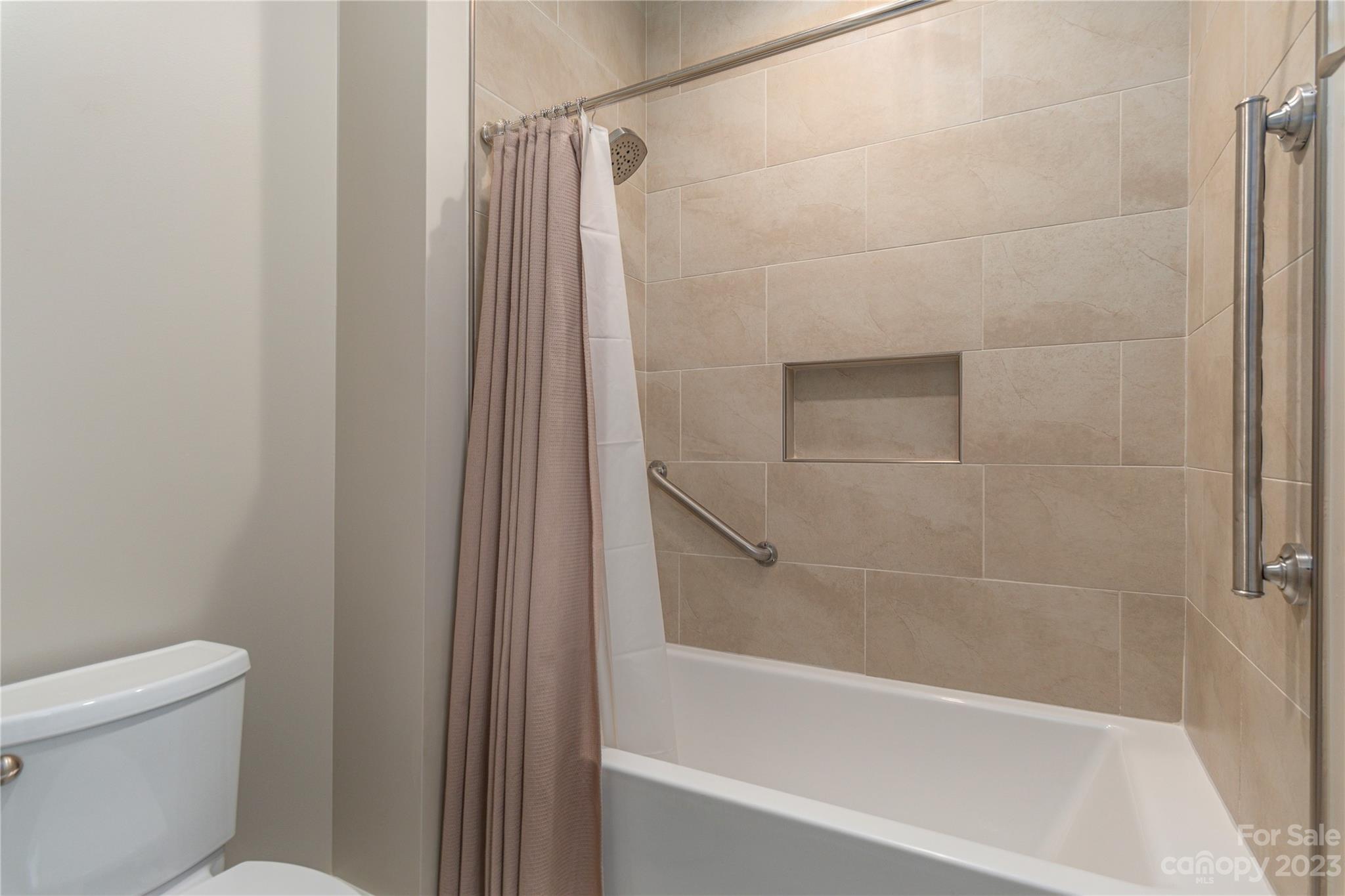 Cummings Cove - Residential