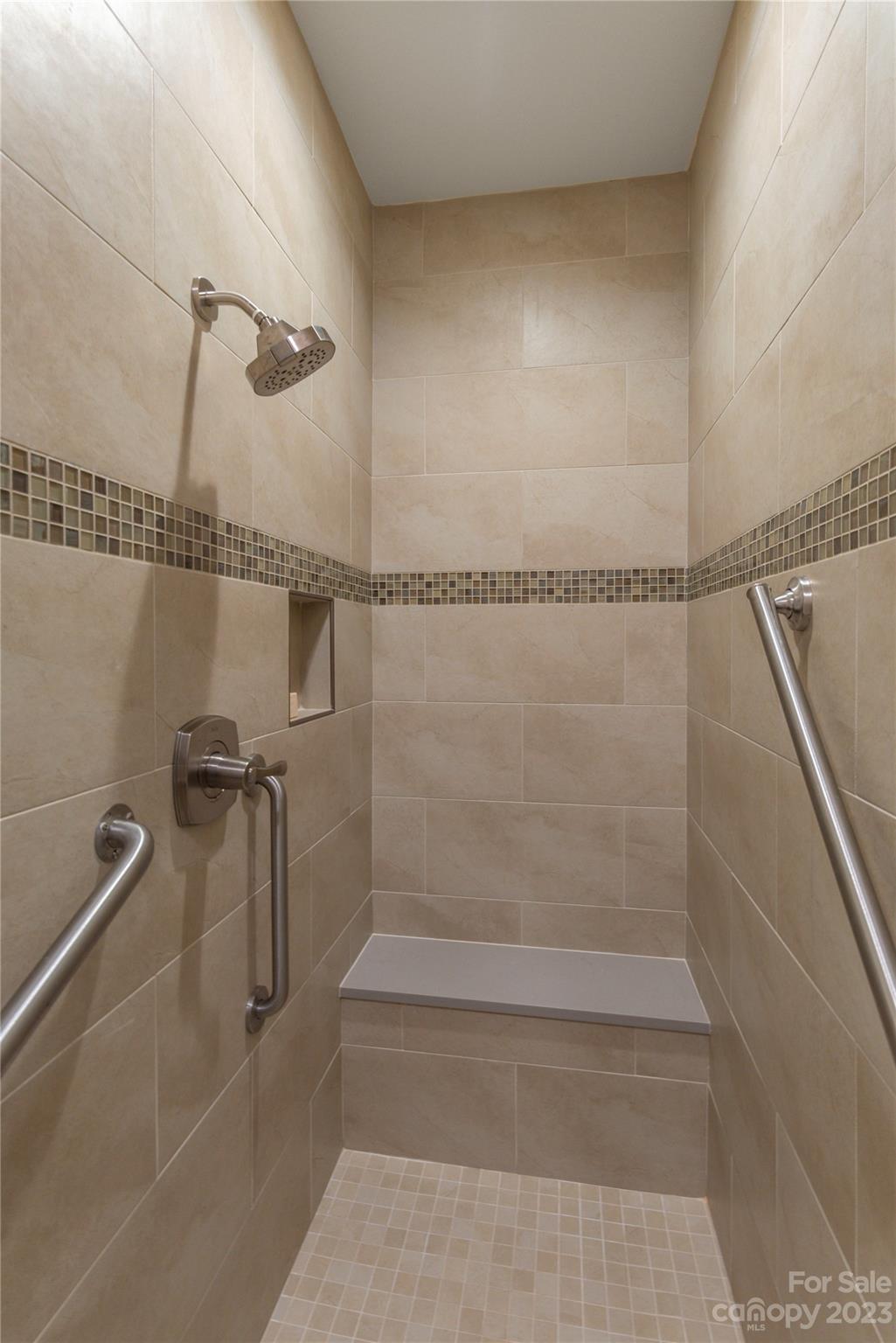 Cummings Cove - Residential