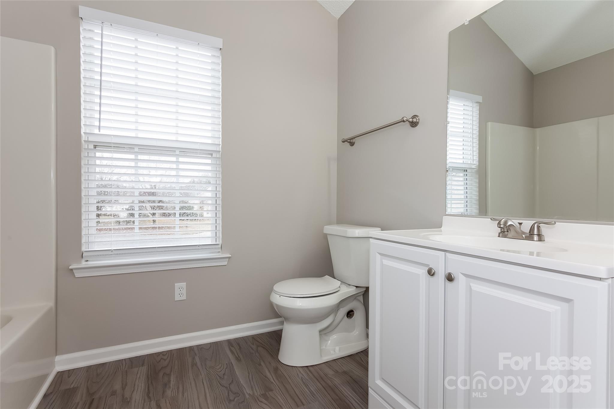 Hawick Commons - Residential Lease