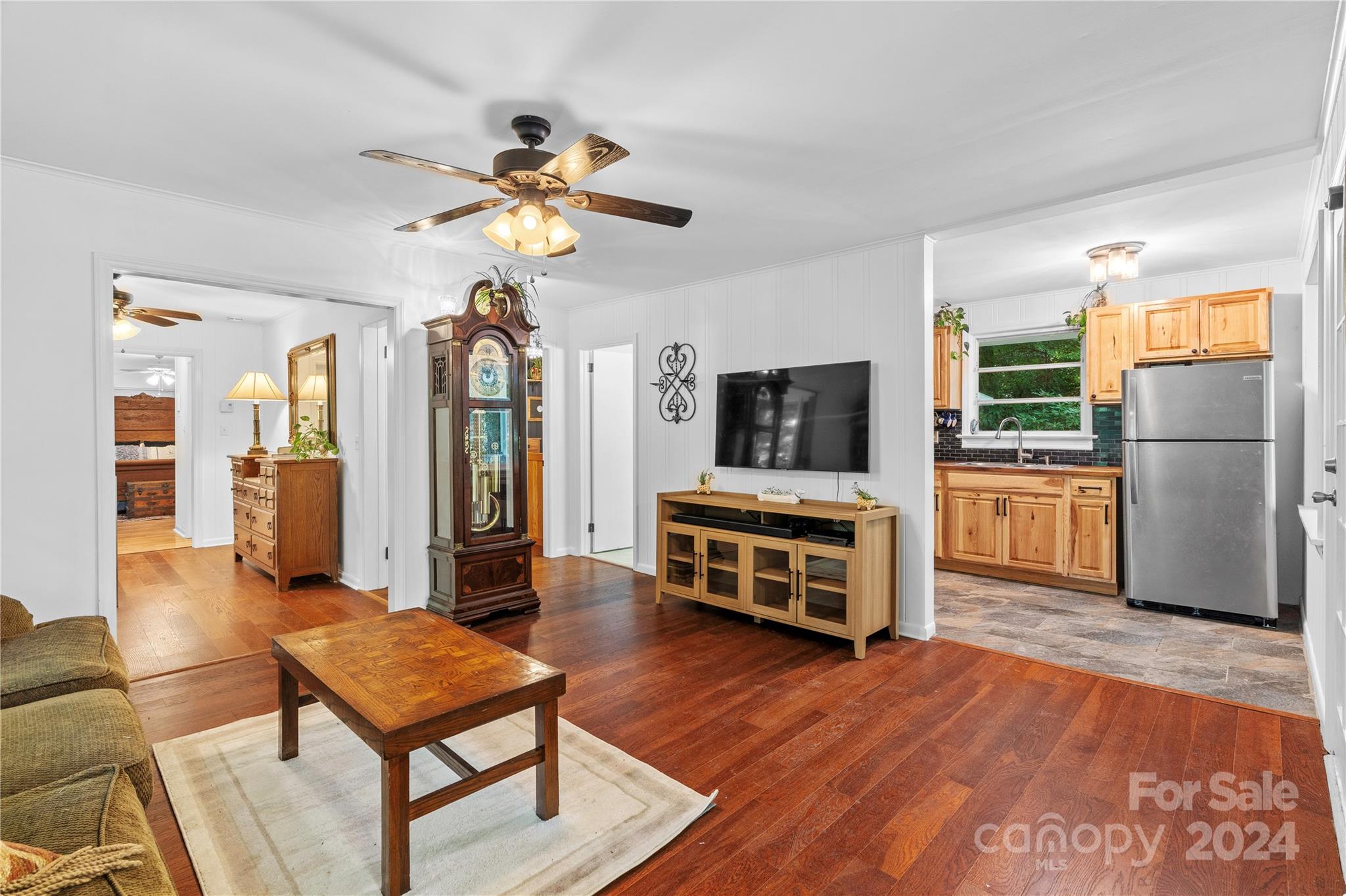 Holly Hills - Residential