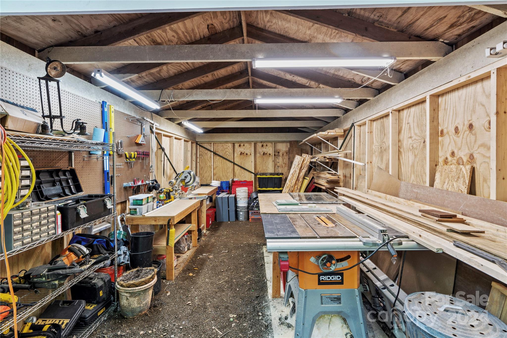 Holly Hills - Residential