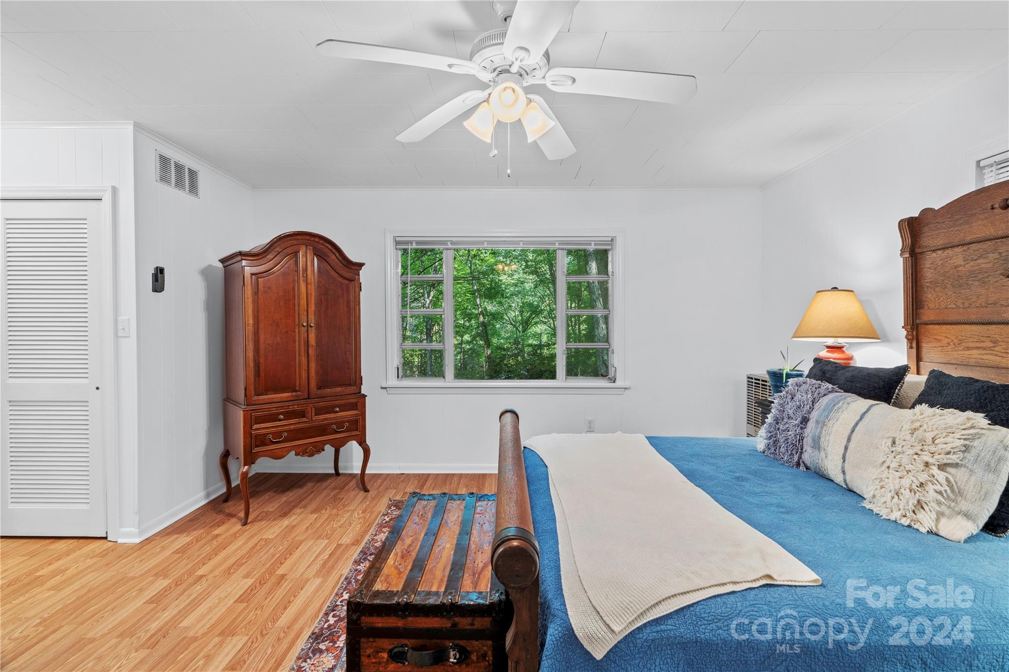 Holly Hills - Residential