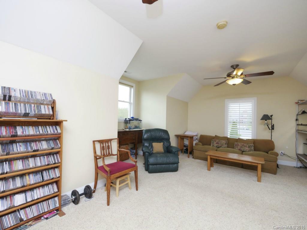 Village Lake - Residential