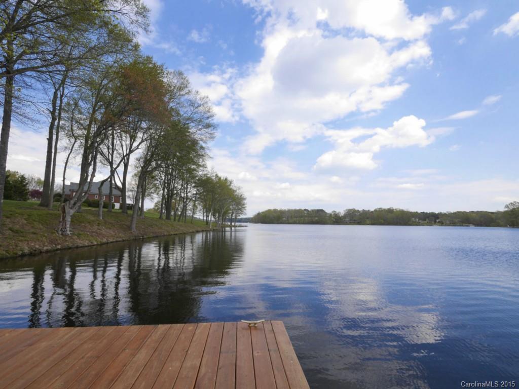 Village Lake - Residential