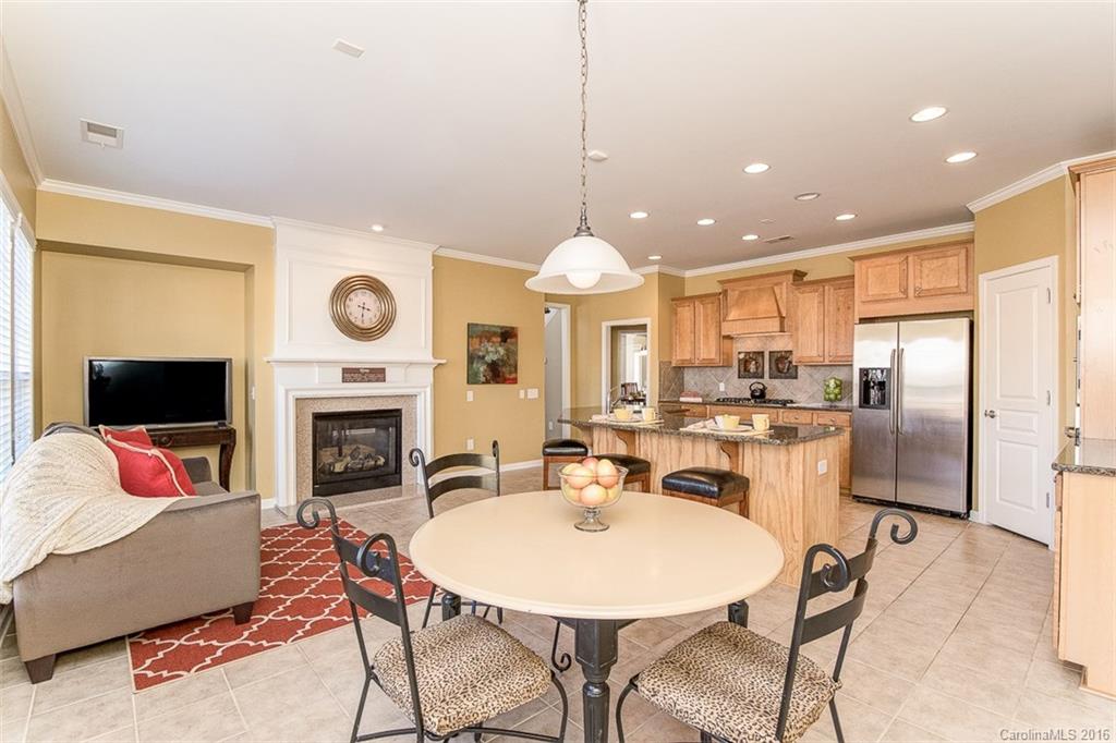 The Chimneys of Marvin - Residential