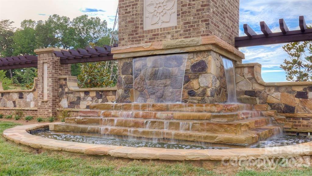 The Village At Ivy Ridge - Residential