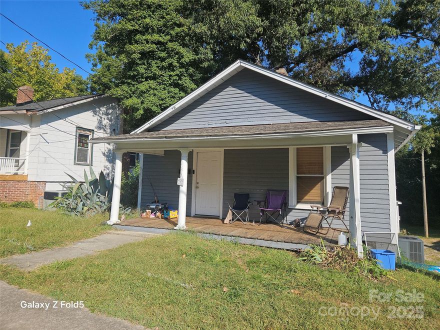 Wonderful Opportunity, 2 fully rented and updated Properties in the heart of Rock Hill.  Please do not disturb tenants, 412 lease renewal Oct 2025, 412 1/2 lease renewal March 2026