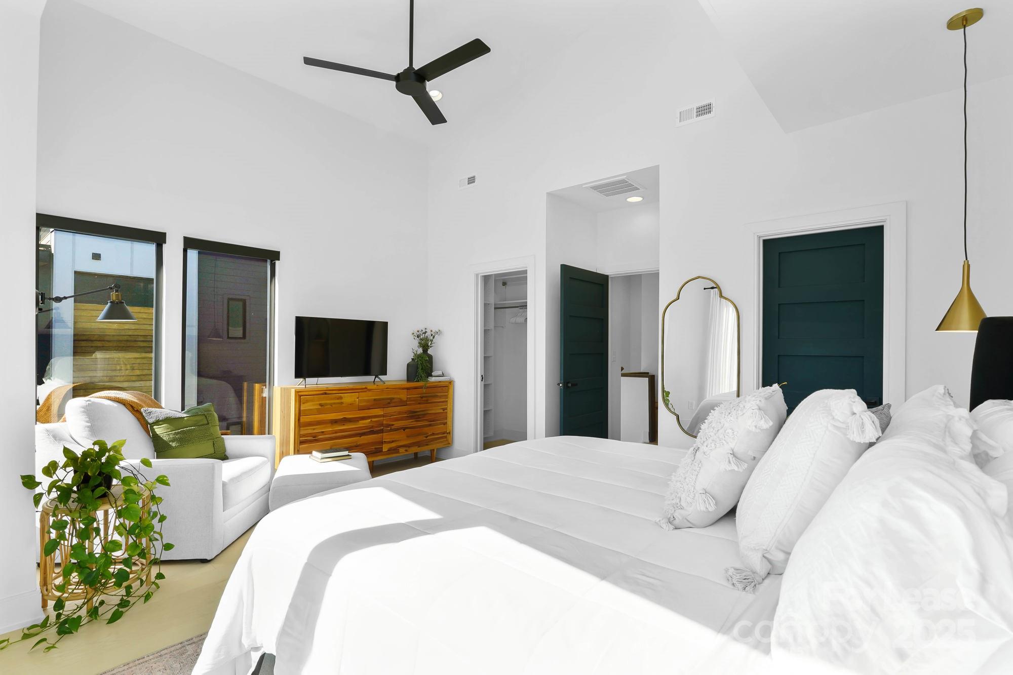 The Arts District - Residential Lease