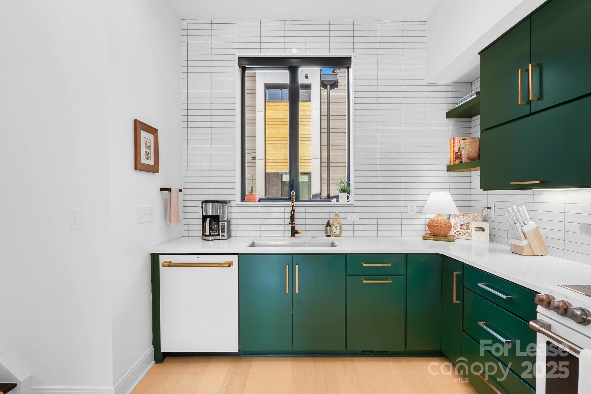 The Arts District - Residential Lease