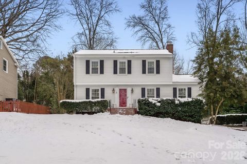 2712 Creekbed Lane Charlotte NC 28210