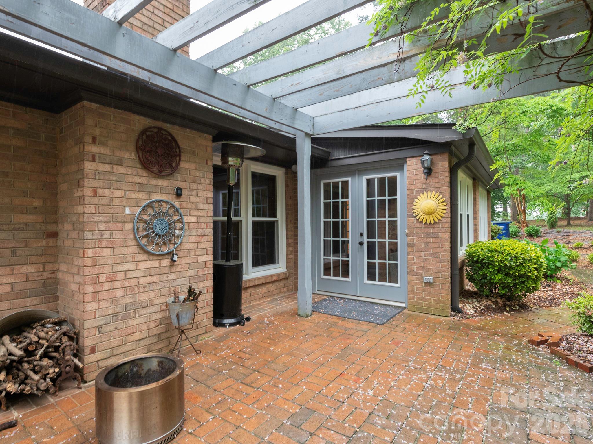 Hilltop Acres - Residential