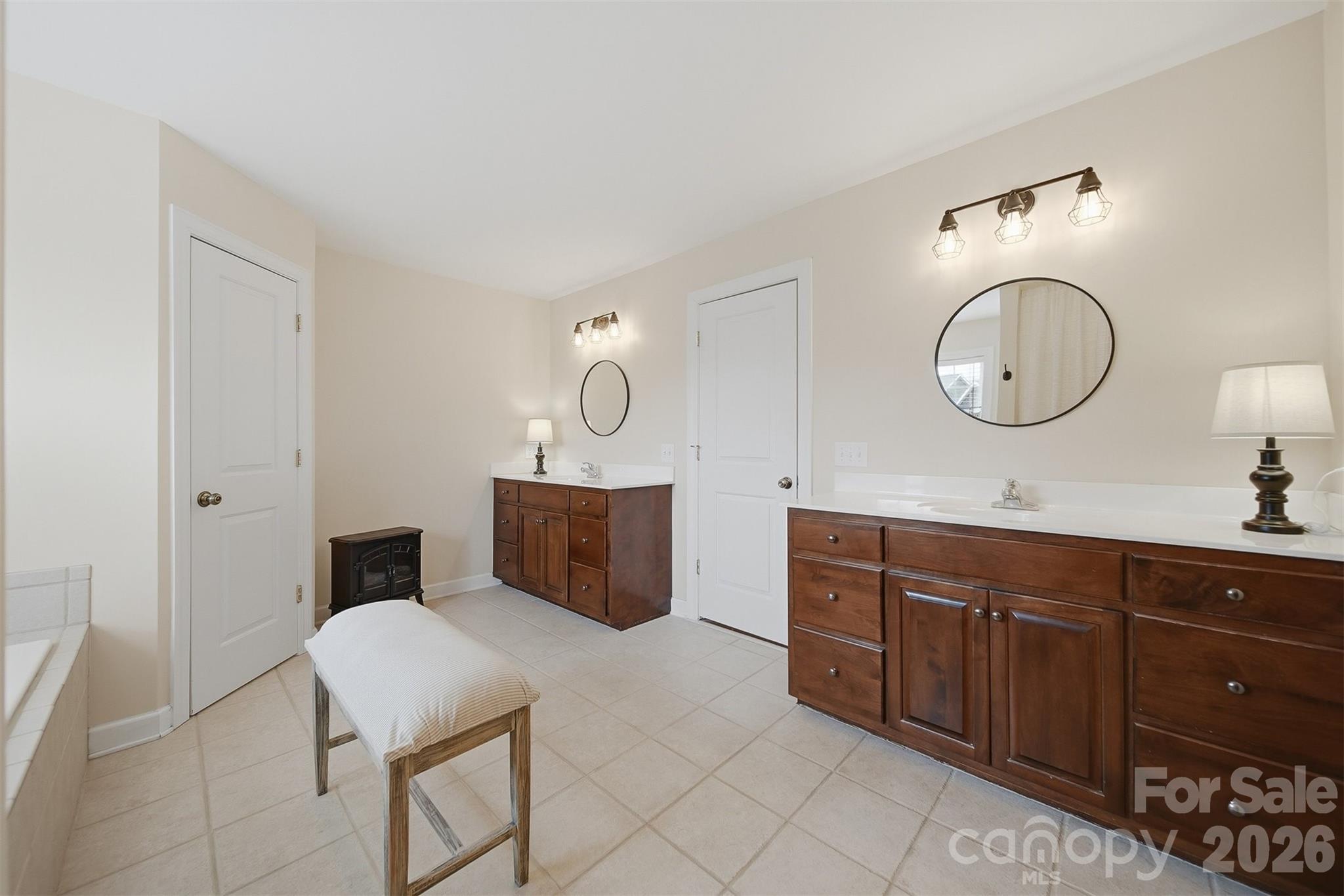 Olde Savannah - Residential