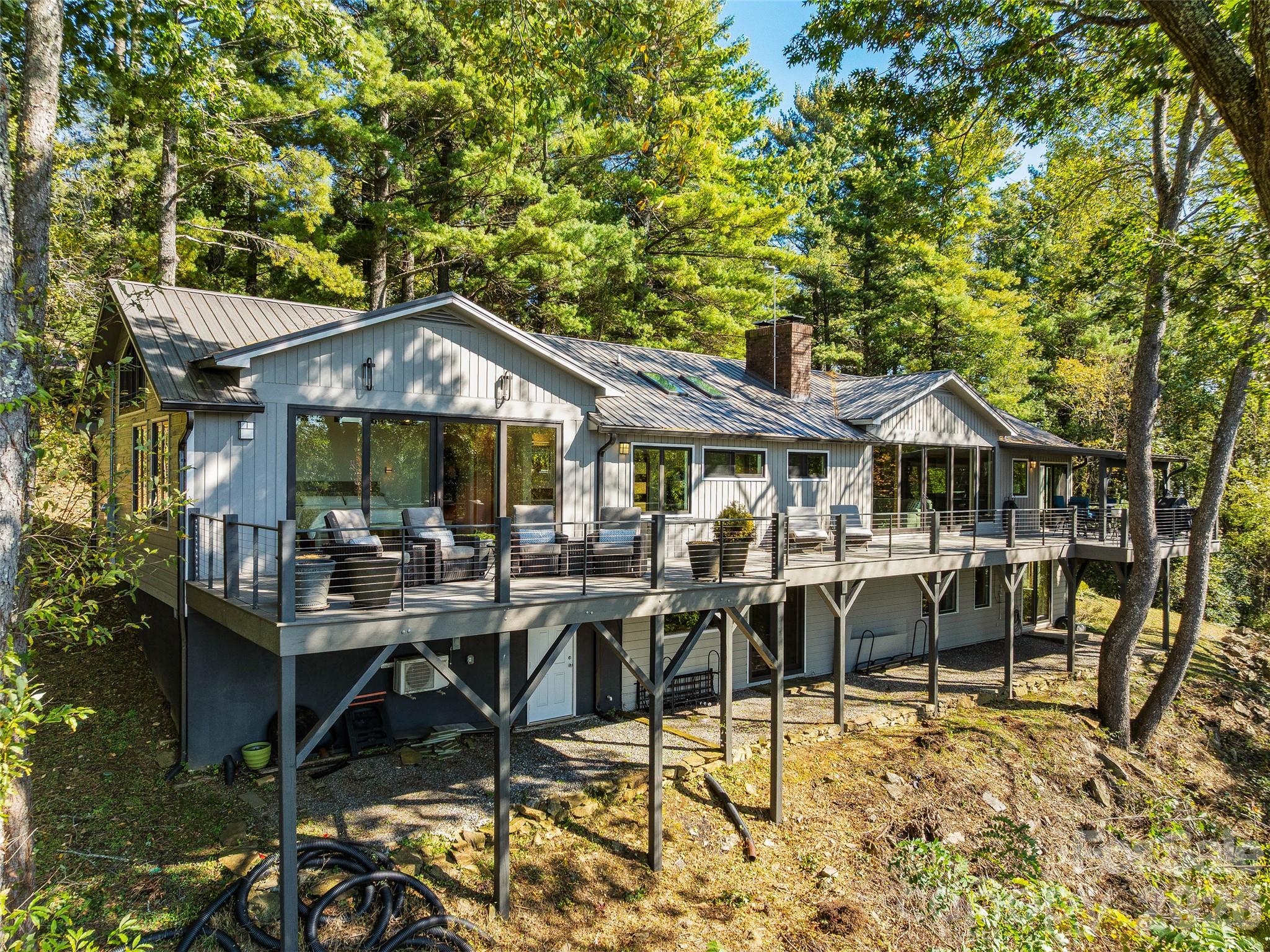 21 Peach Knob Drive
