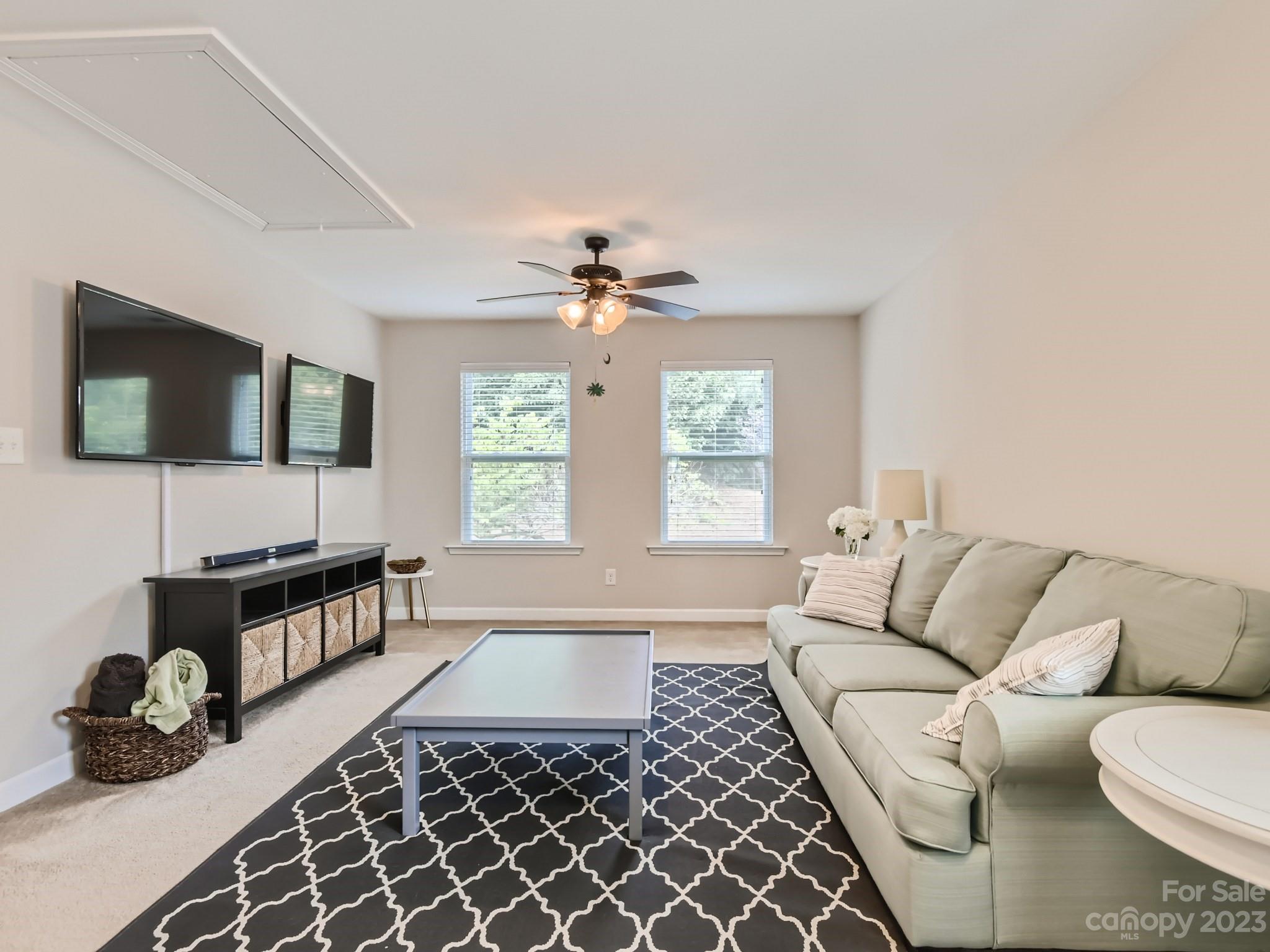 Shelly Woods - Residential