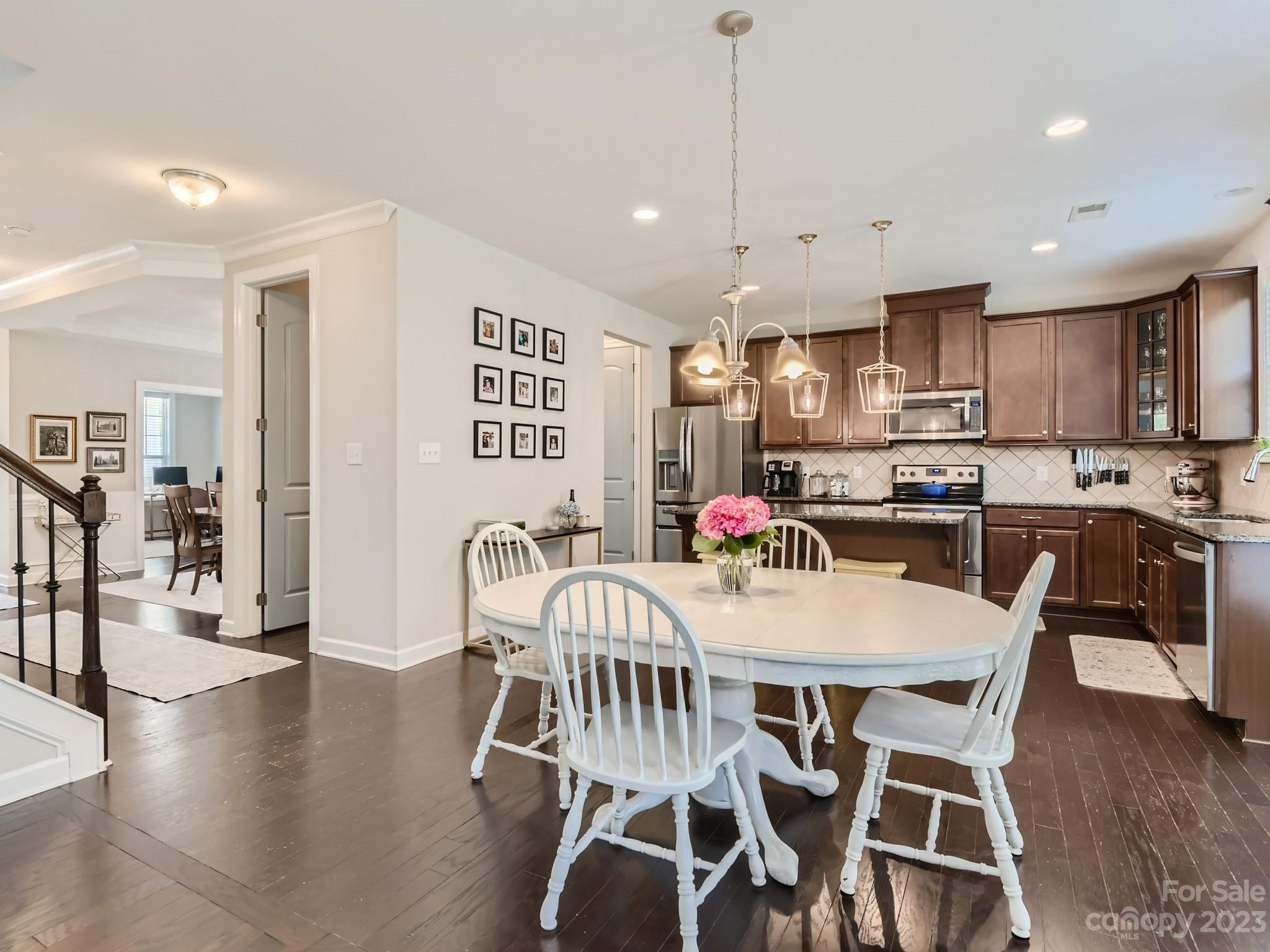 Shelly Woods - Residential