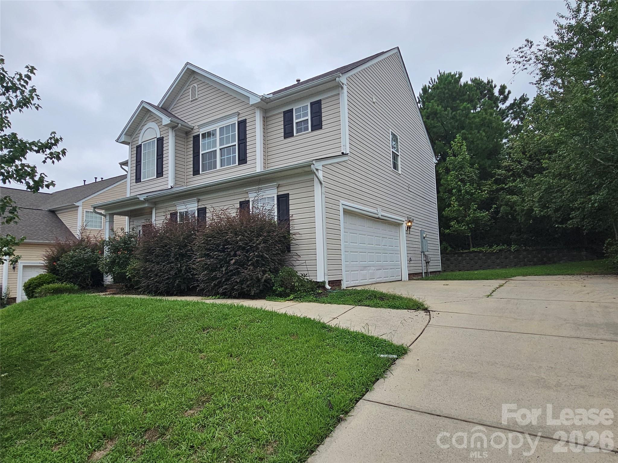 7227 Tanners Creek Drive