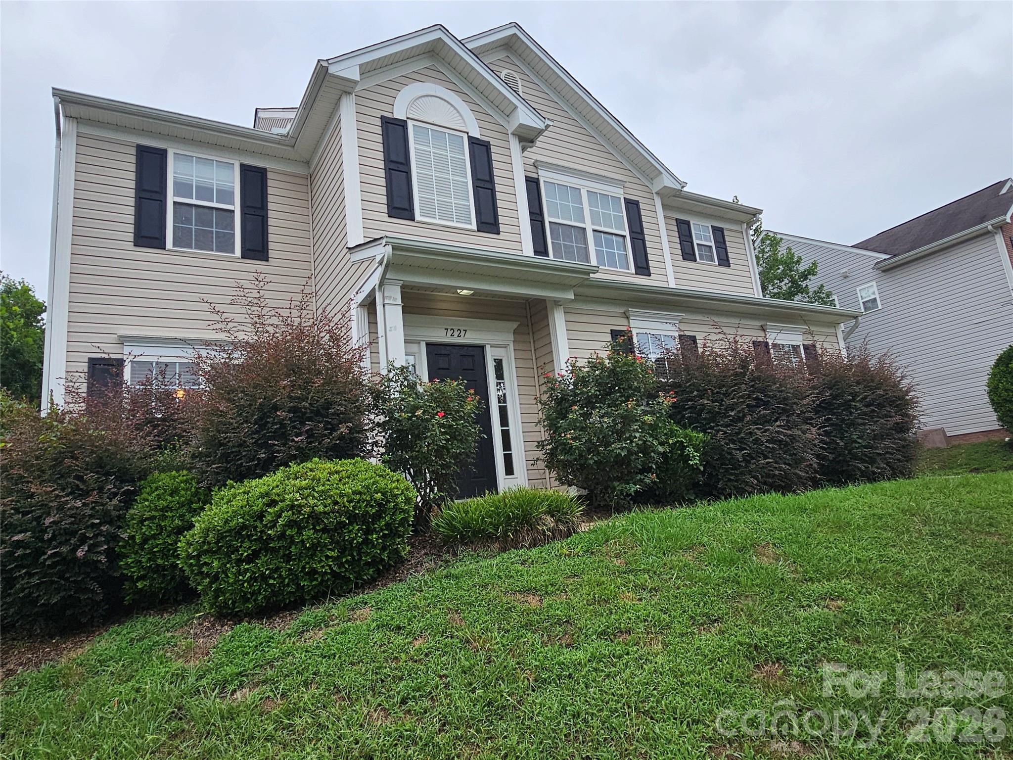 7227 Tanners Creek Drive