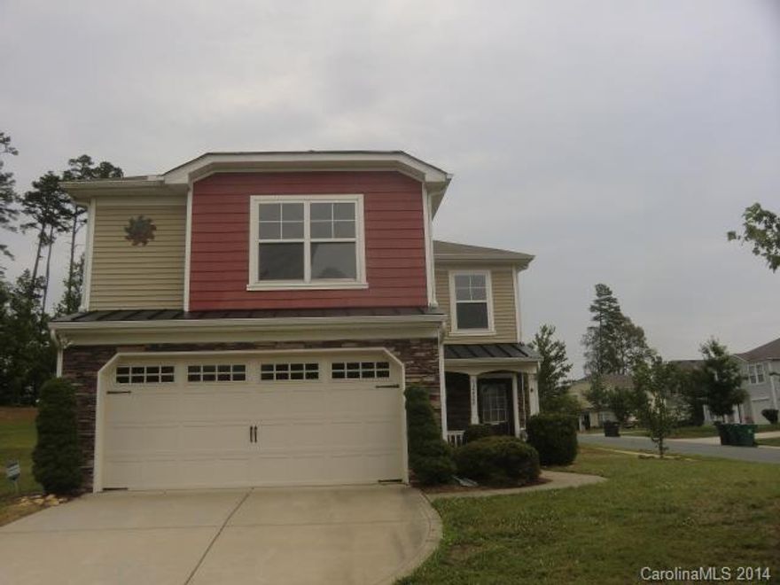 Great corner lot on a cul-de-sac street. 4 good size bedrooms, kitchen island, master suite & gas log fireplace. Once 485 is completed, house is super convenient! FHA $100.00 down eligible in its “As-Is” condition. Neither the seller nor its assigns makes any warranties in regards to the existence of mold, radon or lead based paint or the harmful effects thereof Sealed bidding through 7/13/2014. Investors after 7/18/2014 Seller will make no repairs. Case#381-762621