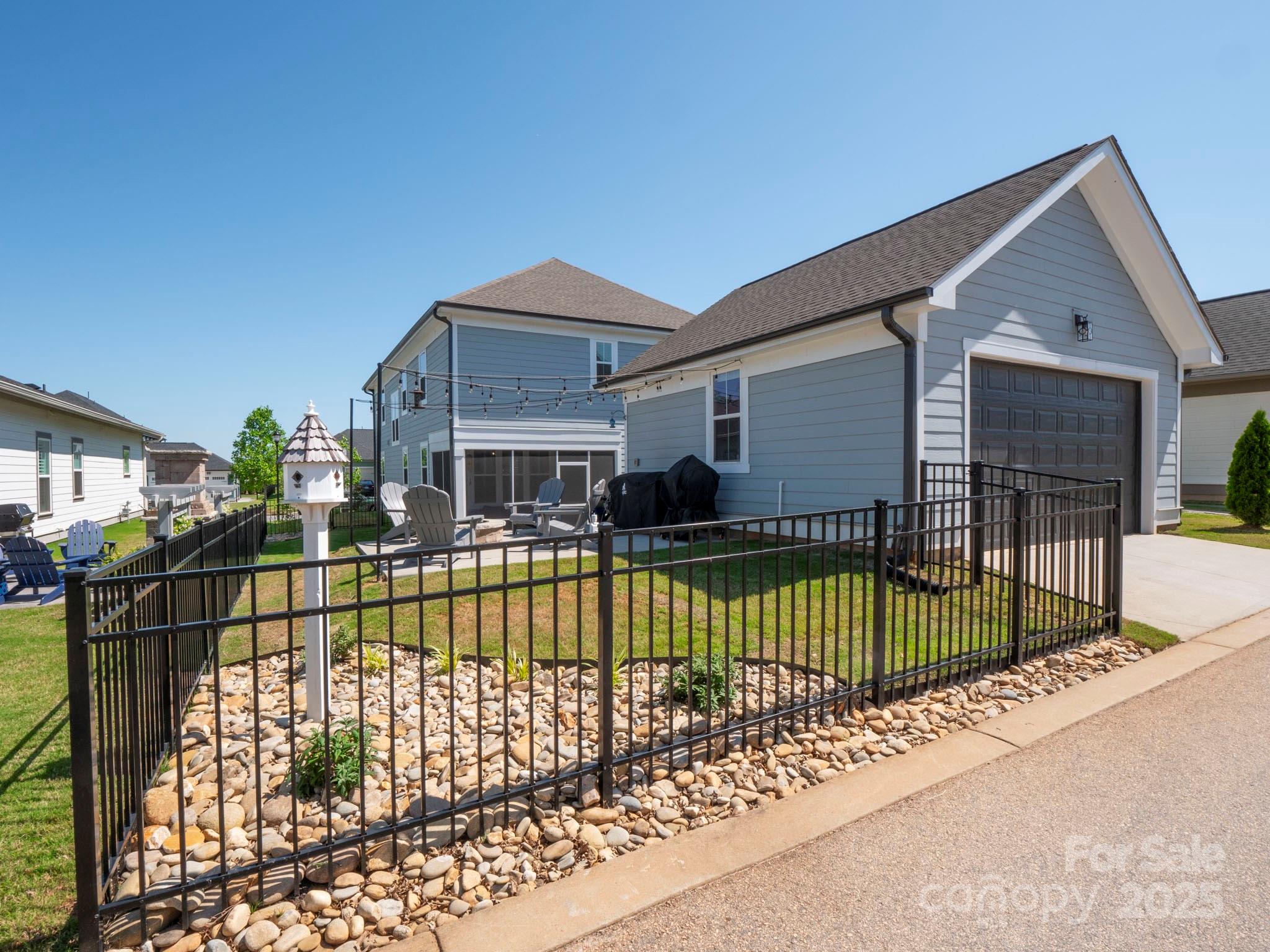 Riverwalk - Residential