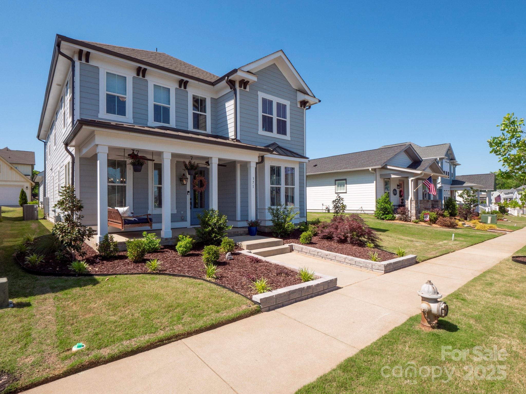 371 Luray Way