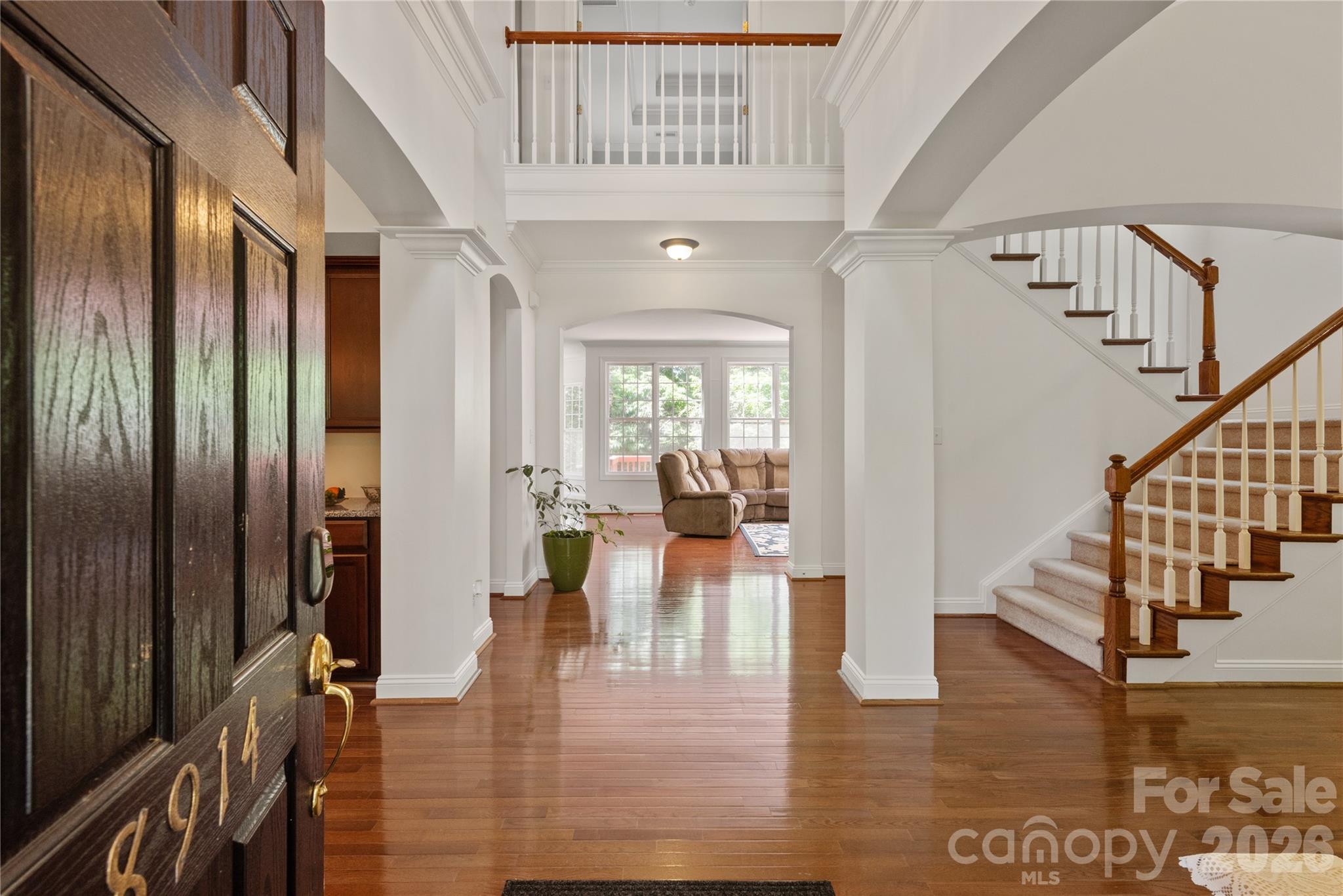 8914 Landsdowne Avenue