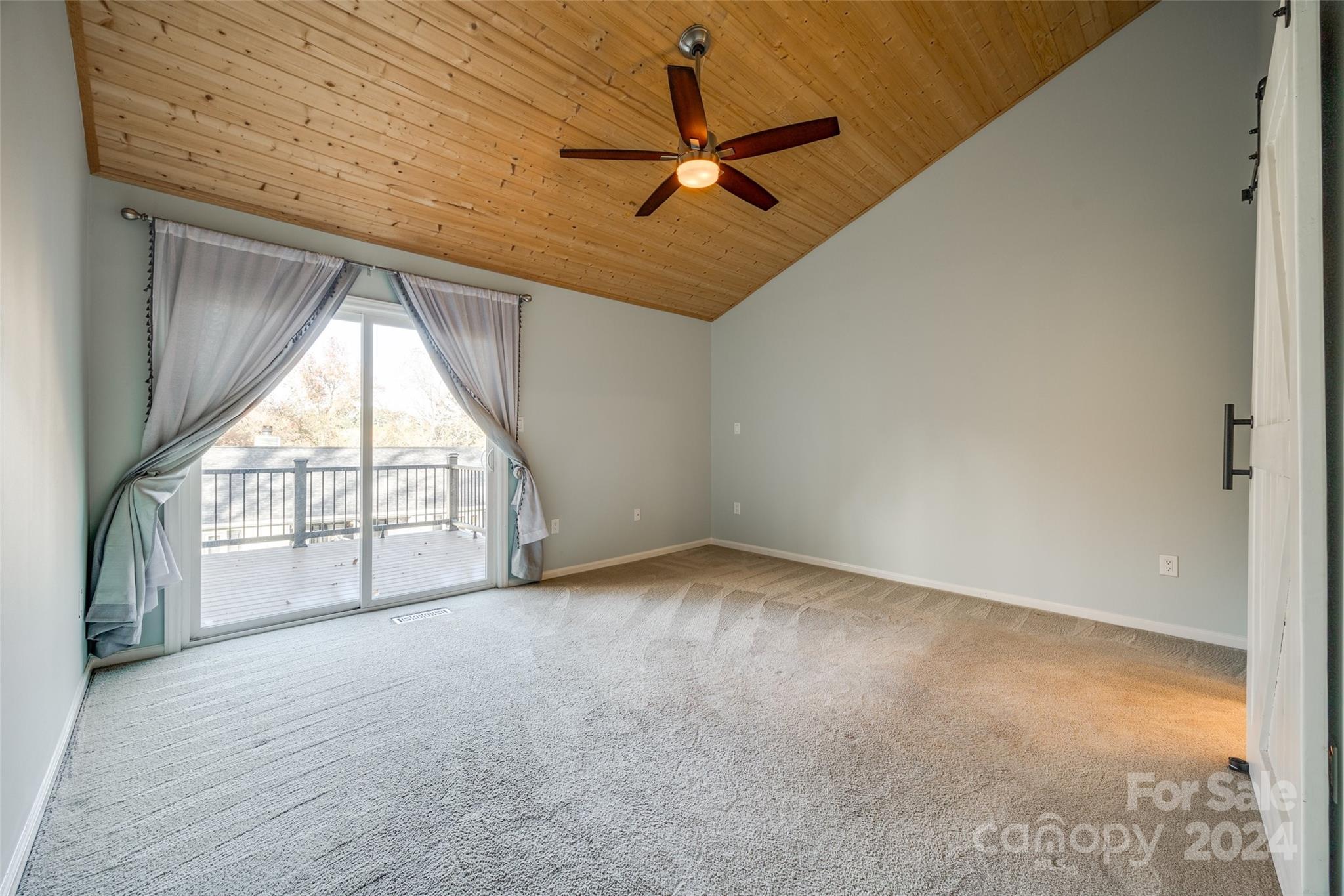 Tega Cay - Residential