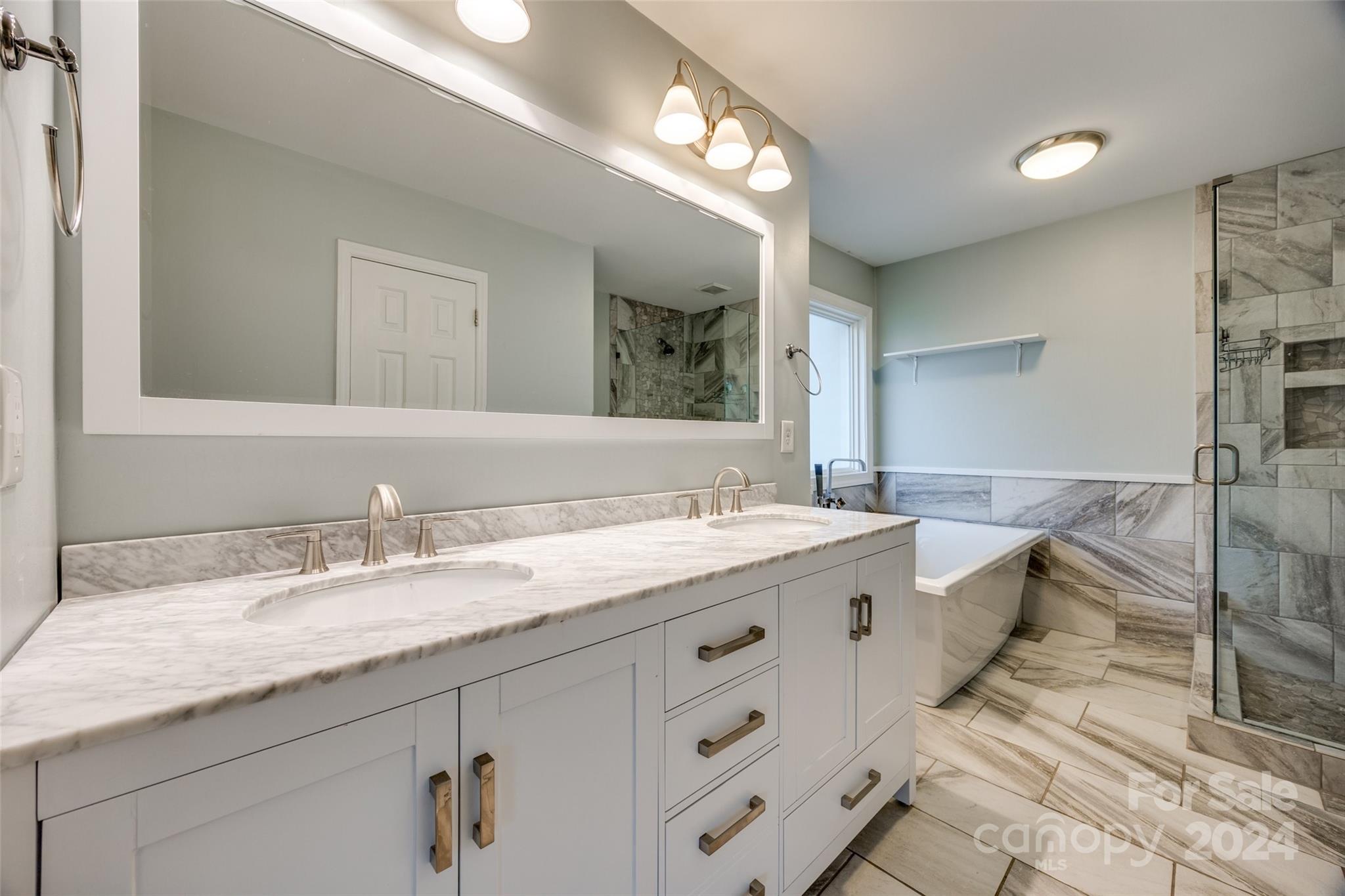 Tega Cay - Residential