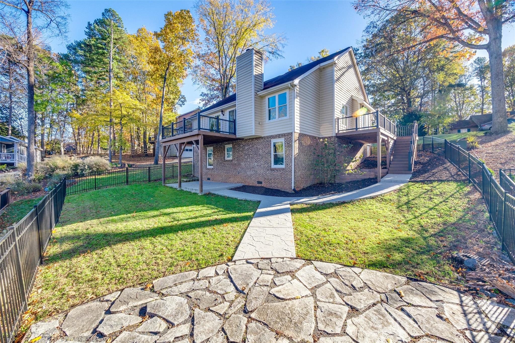 Tega Cay - Residential